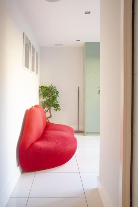 Edge14- Spacious, Stylish And Near The Beach! New Quay Exterior foto