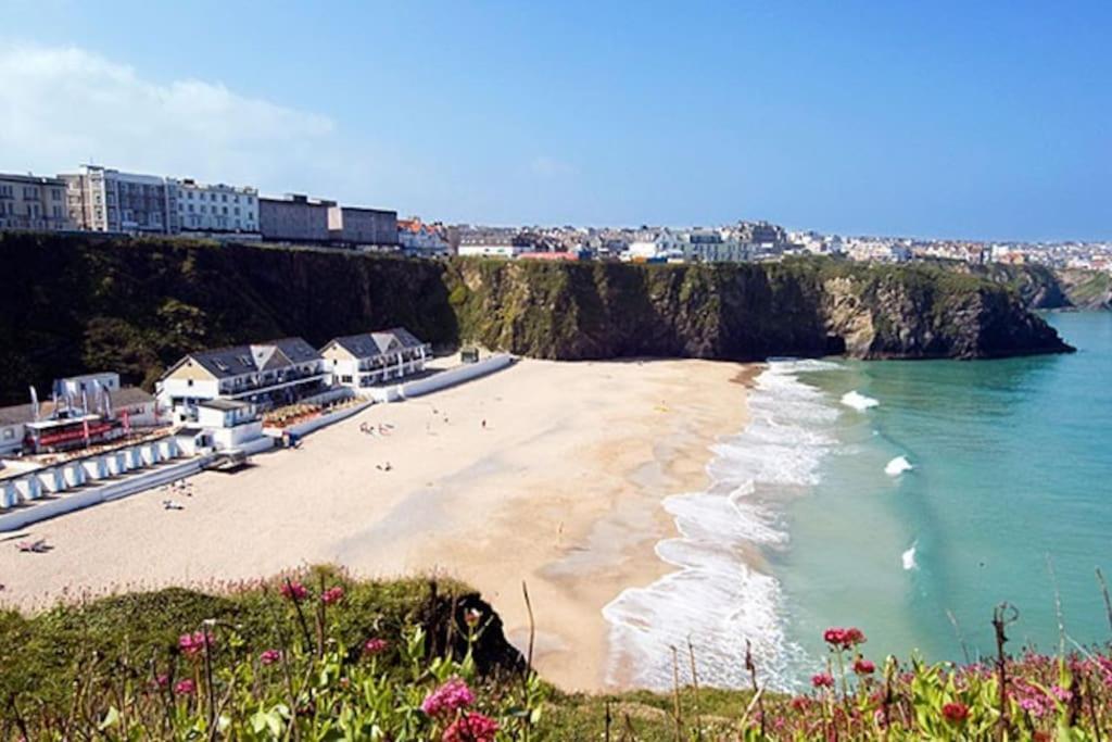Edge14- Spacious, Stylish And Near The Beach! New Quay Exterior foto